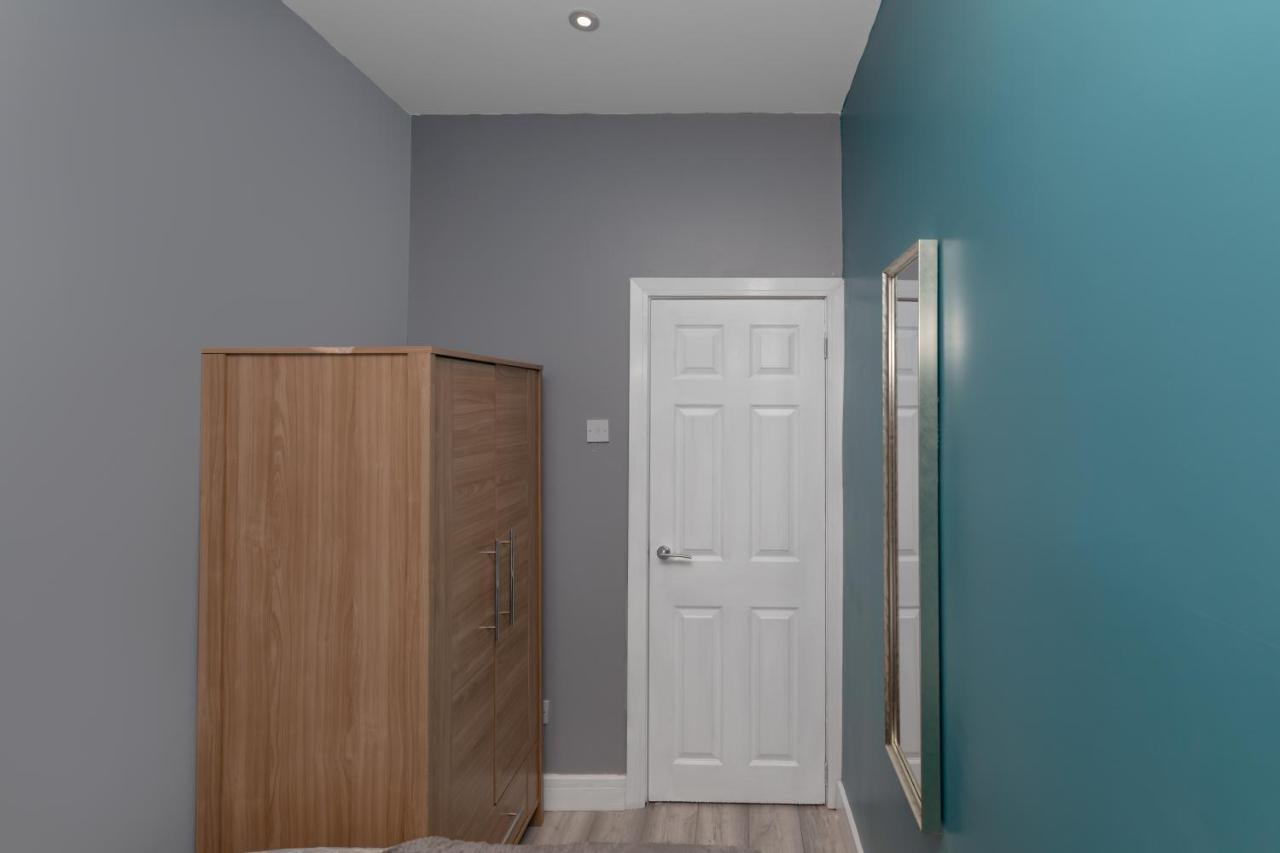 Central Roof Terrace Apartment Stockton-on-Tees Dış mekan fotoğraf