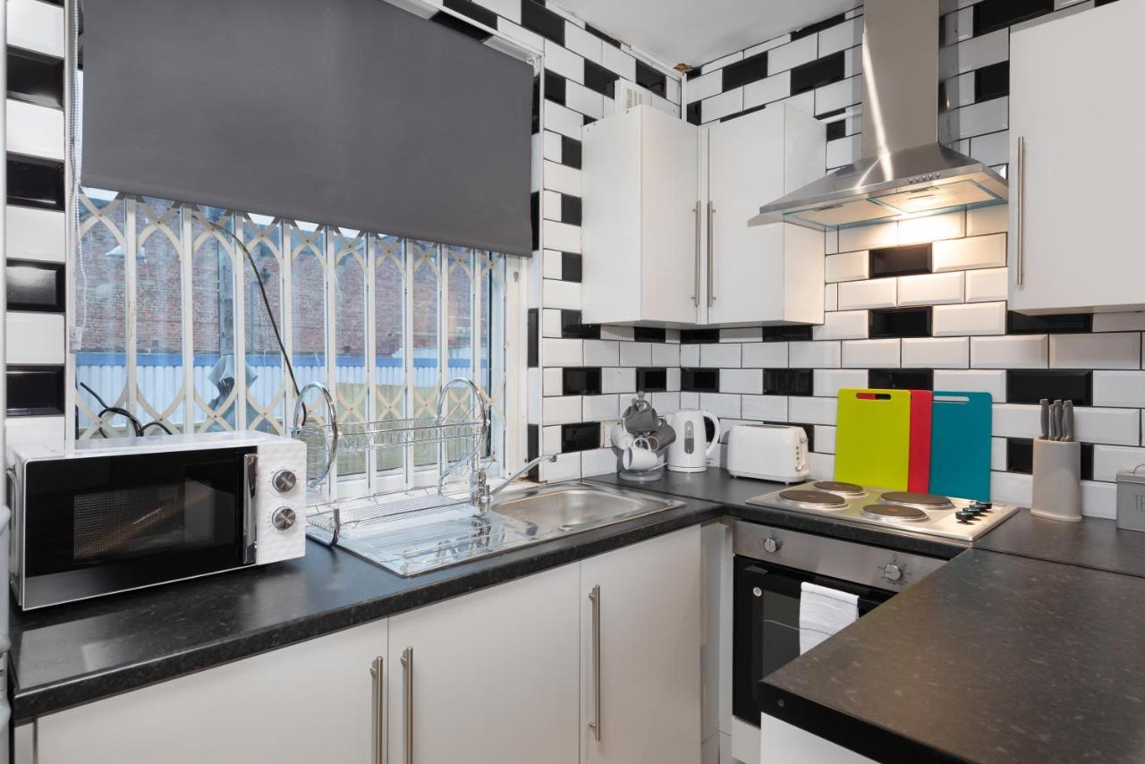 Central Roof Terrace Apartment Stockton-on-Tees Dış mekan fotoğraf